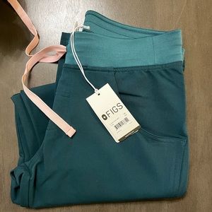 NWT Figs Caribbean Blue Kade Scrub pants XS